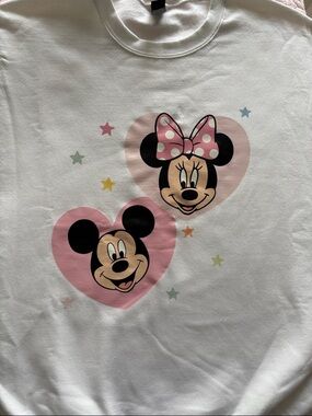 Disney NWOT  White Sweatshirt with Mickey and Minnie Hearts-Firm price